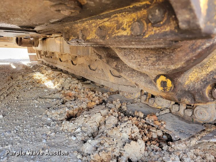 image for item JL9600 1999 John Deere 450H  dozer