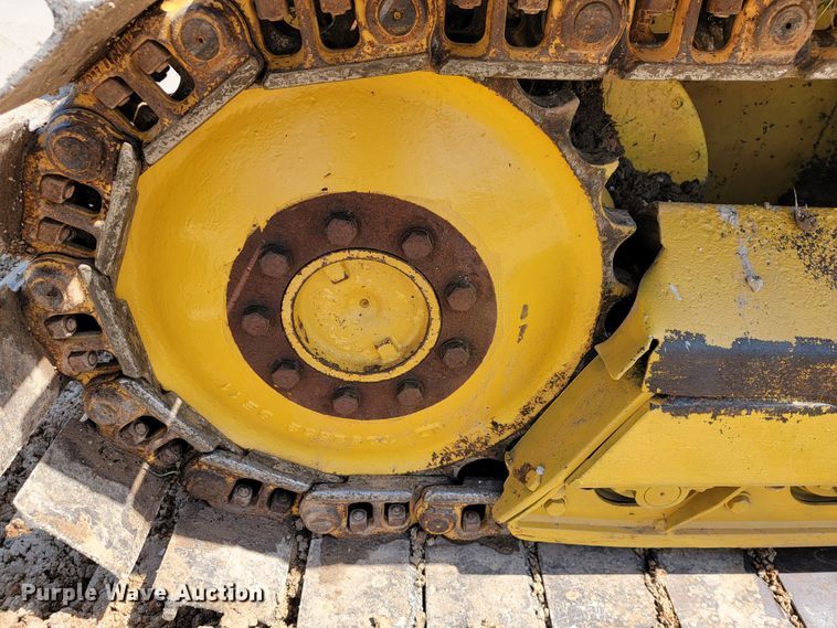 image for item JL9600 1999 John Deere 450H  dozer