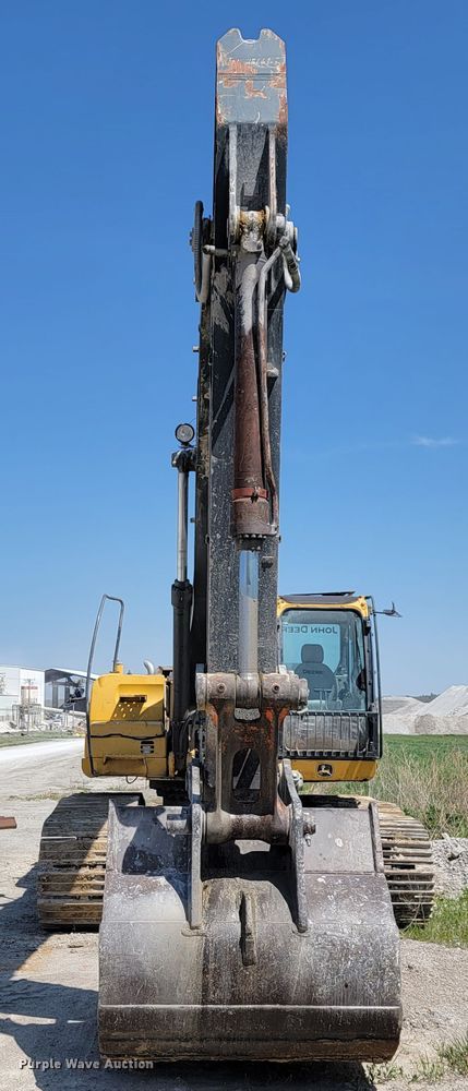 image for item JL9670 2008 John Deere 350D LC  excavator