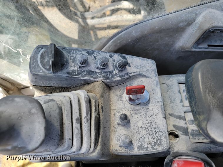 image for item JL9670 2008 John Deere 350D LC  excavator