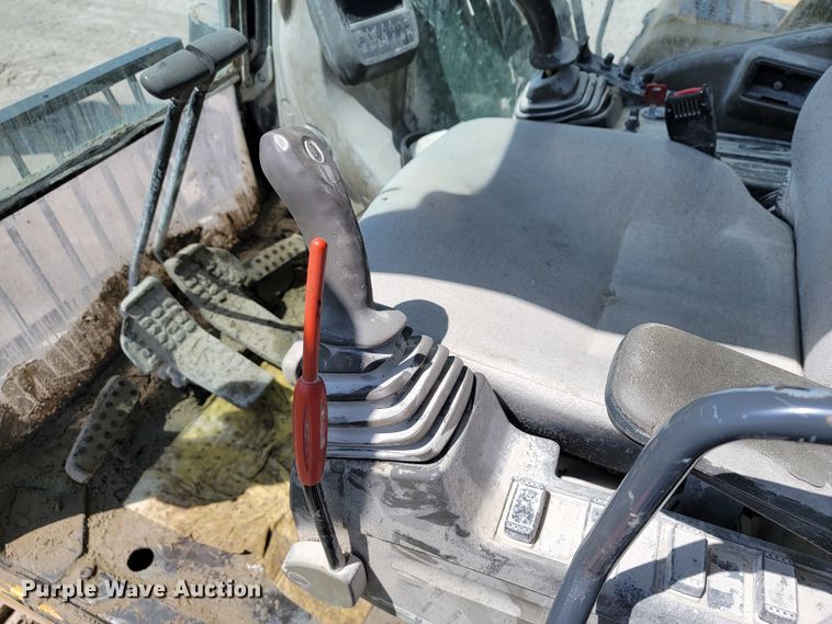 image for item JL9670 2008 John Deere 350D LC  excavator