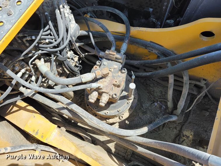 image for item JL9670 2008 John Deere 350D LC  excavator