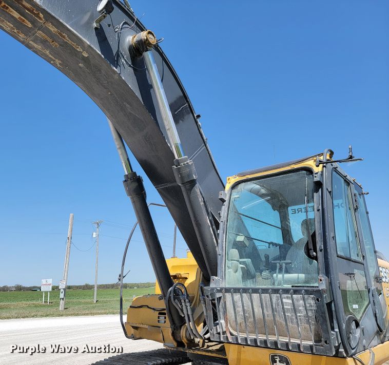 image for item JL9670 2008 John Deere 350D LC  excavator