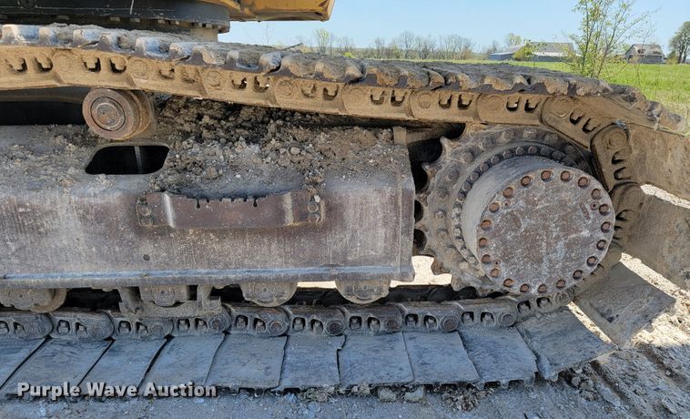 image for item JL9670 2008 John Deere 350D LC  excavator