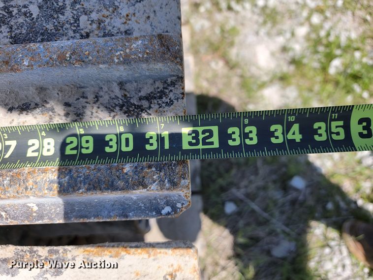 image for item JL9670 2008 John Deere 350D LC  excavator