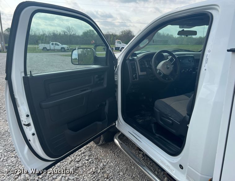 image for item JN9299 2011 Dodge Ram 5500HD  utility / service truck