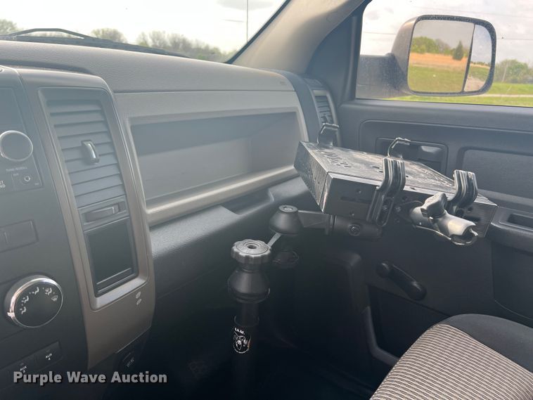 image for item JN9299 2011 Dodge Ram 5500HD  utility / service truck