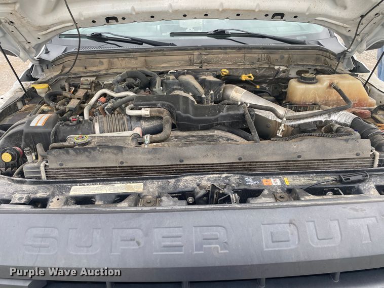 image for item JU9194 2016 Ford F550 Super Duty  bucket truck