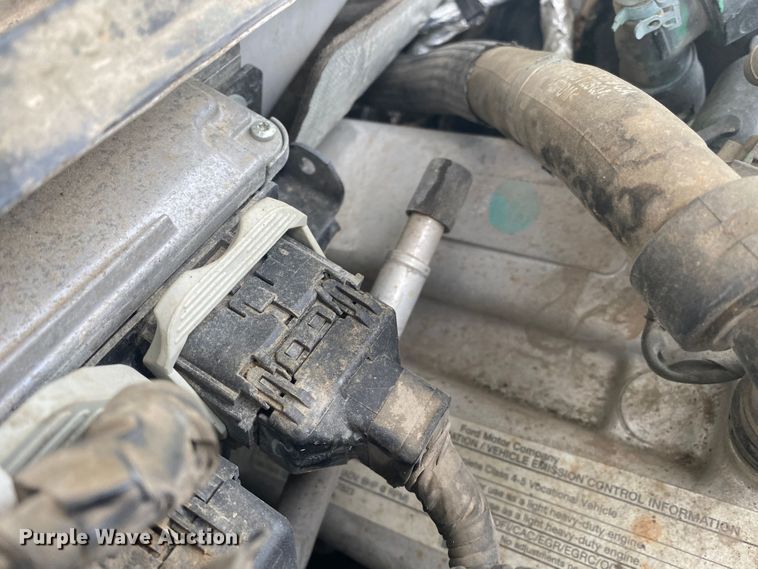 image for item JU9194 2016 Ford F550 Super Duty  bucket truck