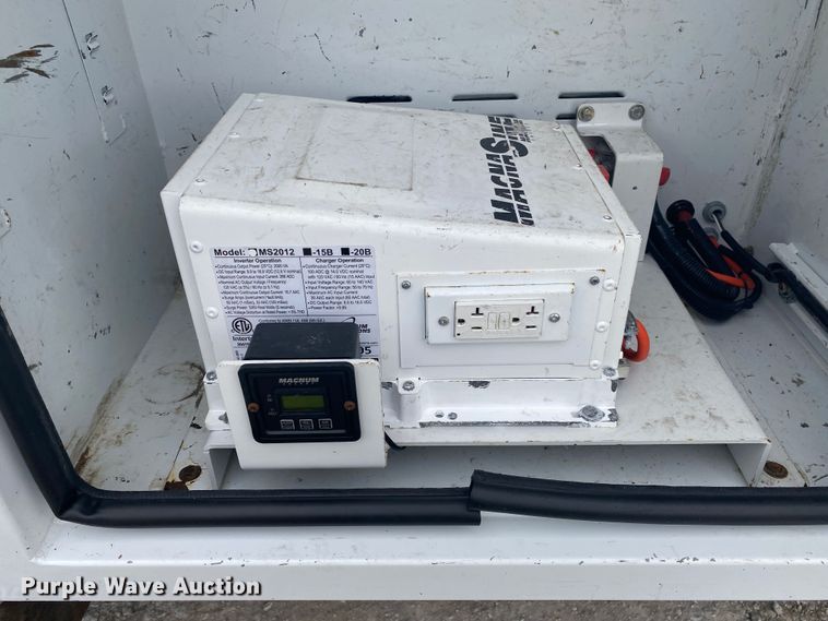 image for item JU9194 2016 Ford F550 Super Duty  bucket truck