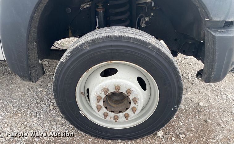 image for item JU9194 2016 Ford F550 Super Duty  bucket truck