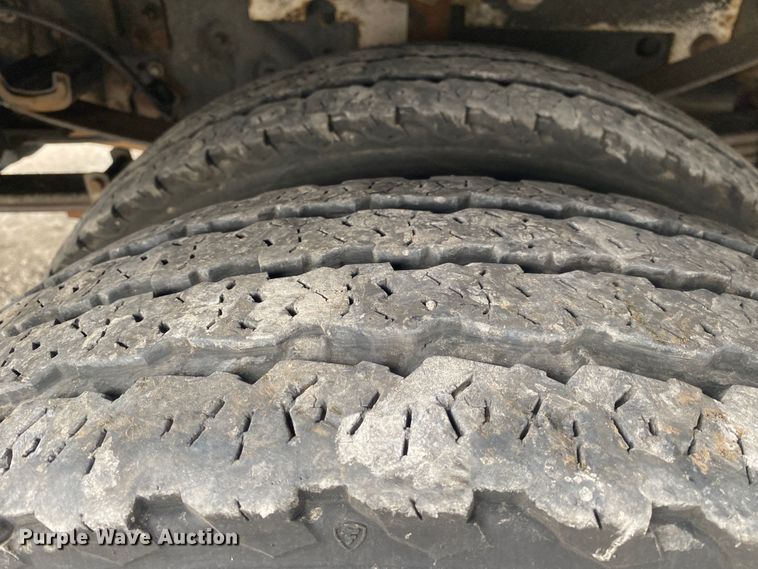 image for item JU9194 2016 Ford F550 Super Duty  bucket truck