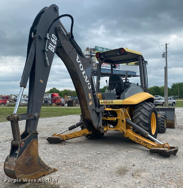 image for item JU9195 2007 Volvo BL60  backhoe