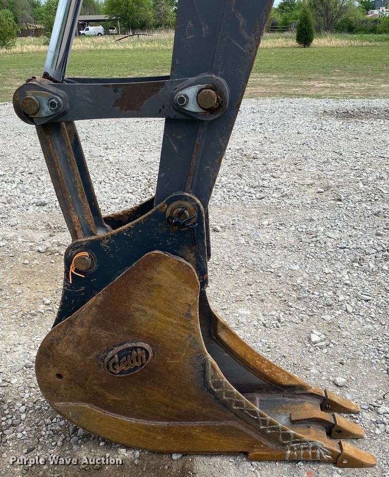 image for item JU9195 2007 Volvo BL60  backhoe