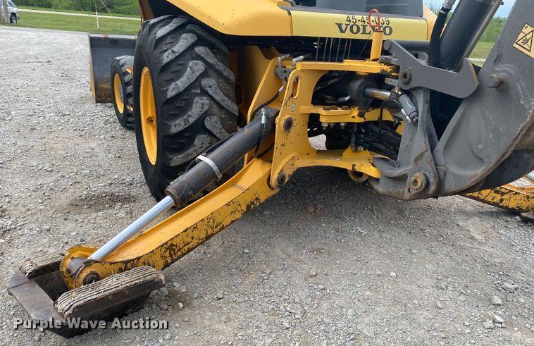 image for item JU9195 2007 Volvo BL60  backhoe