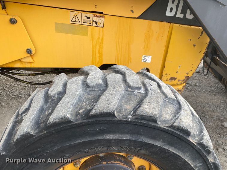 image for item JU9195 2007 Volvo BL60  backhoe