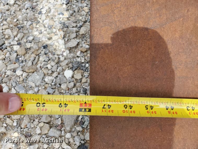 image for item JX9175 NPK GR3040  scrap grapple