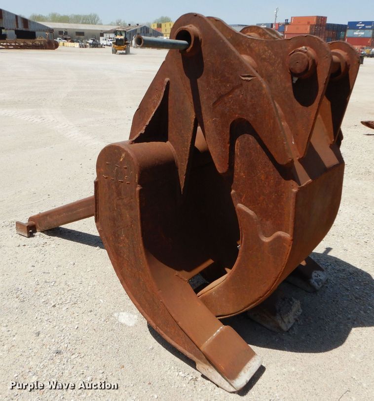 image for item JX9176 JRB  4'W scrap grapple