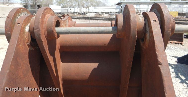 image for item JX9176 JRB  4'W scrap grapple