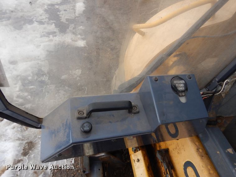 image for item KE9293 2008 Gehl 7810E  skid steer loader