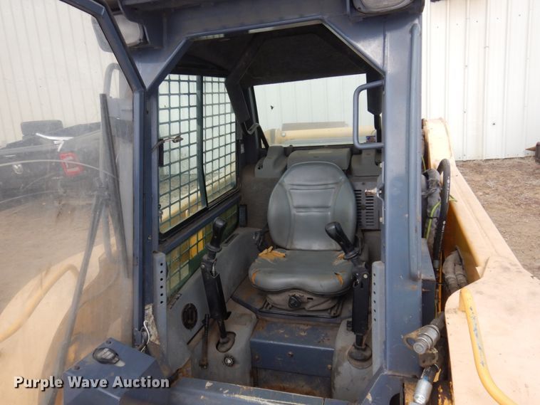 image for item KE9293 2008 Gehl 7810E  skid steer loader