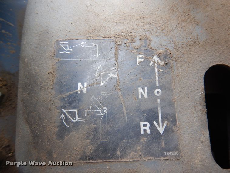 image for item KE9293 2008 Gehl 7810E  skid steer loader