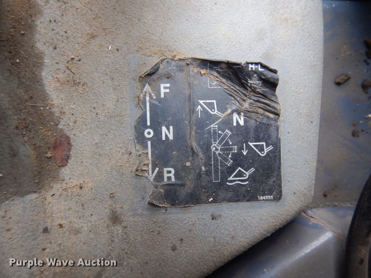 image for item KE9293 2008 Gehl 7810E  skid steer loader