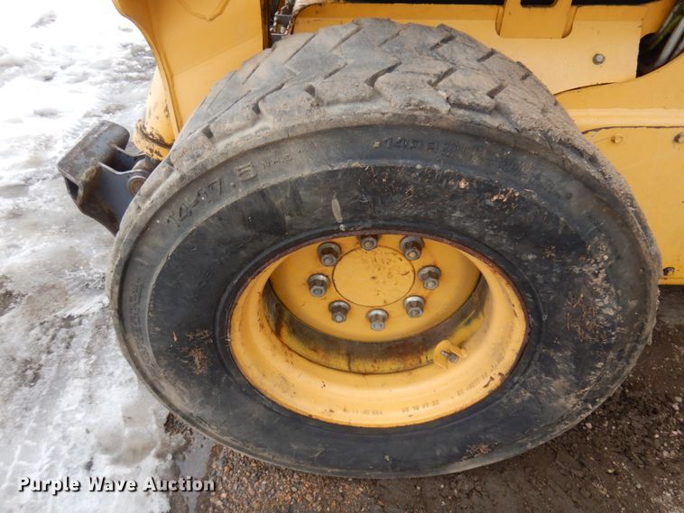 image for item KE9293 2008 Gehl 7810E  skid steer loader