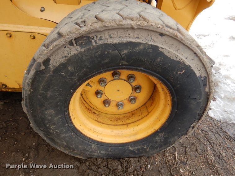 image for item KE9293 2008 Gehl 7810E  skid steer loader