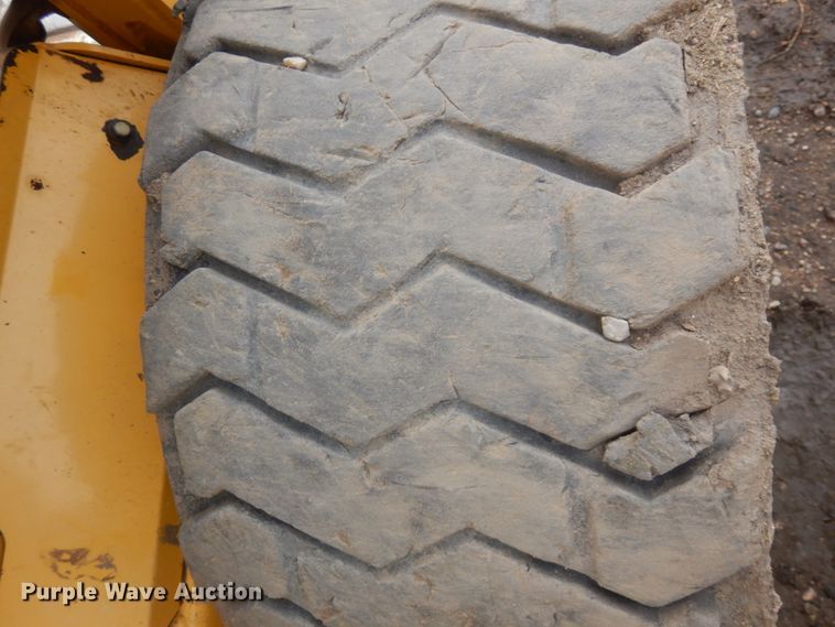 image for item KE9293 2008 Gehl 7810E  skid steer loader