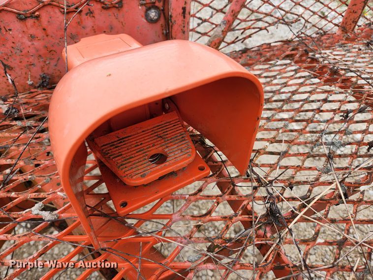 image for item KE9742 1991 JLG 60  boom lift