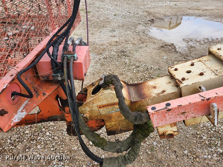 image for item KE9742 1991 JLG 60  boom lift