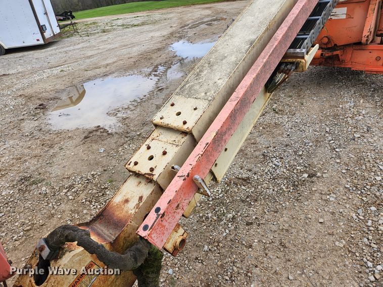 image for item KE9742 1991 JLG 60  boom lift