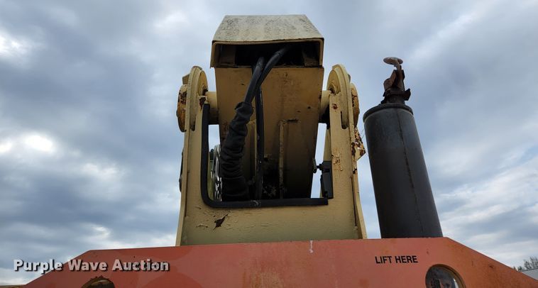 image for item KE9742 1991 JLG 60  boom lift