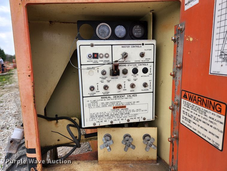 image for item KE9742 1991 JLG 60  boom lift