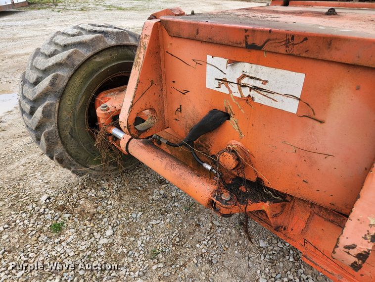 image for item KE9742 1991 JLG 60  boom lift