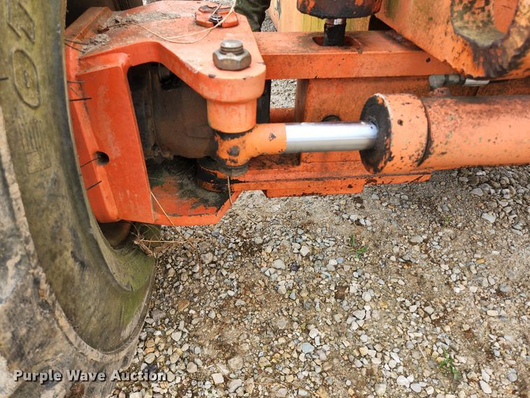 image for item KE9742 1991 JLG 60  boom lift