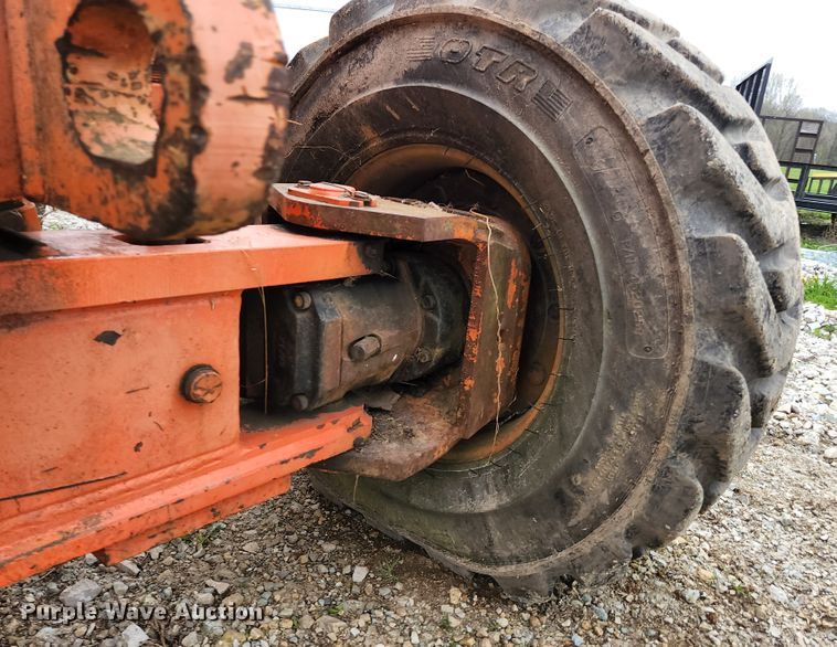 image for item KE9742 1991 JLG 60  boom lift