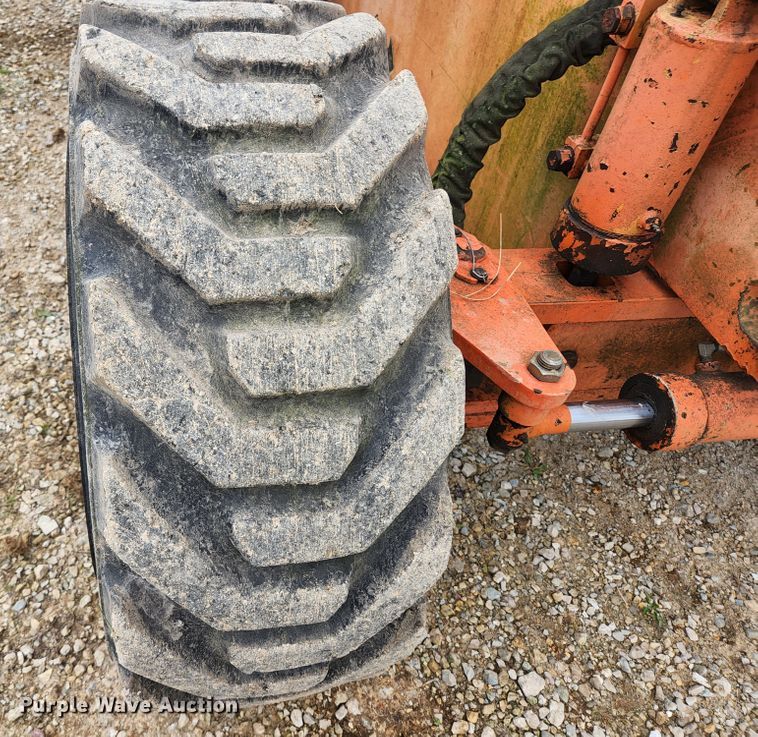 image for item KE9742 1991 JLG 60  boom lift