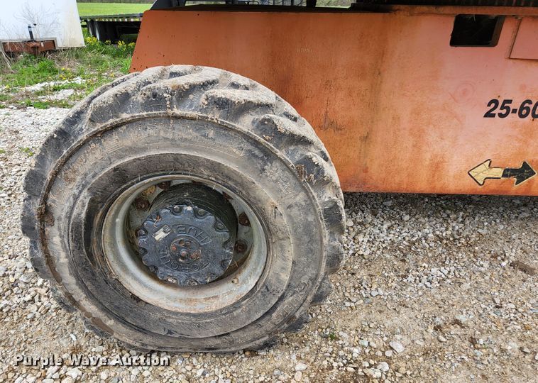 image for item KE9742 1991 JLG 60  boom lift