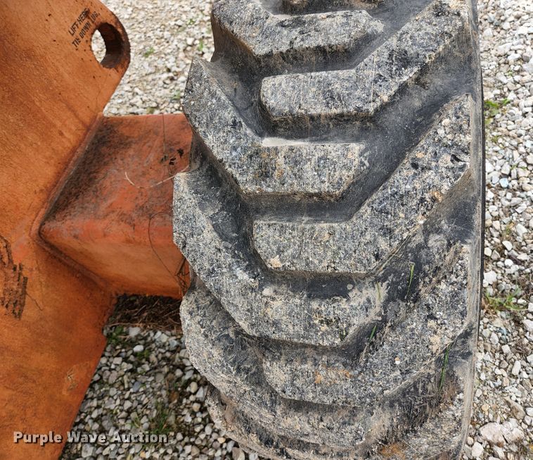 image for item KE9742 1991 JLG 60  boom lift