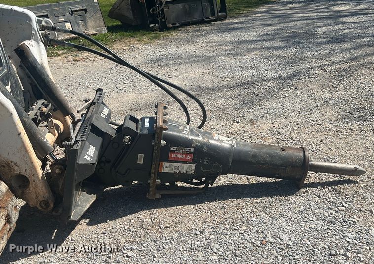 image for item KG9762 Bobcat HB1180  skid steer breaker