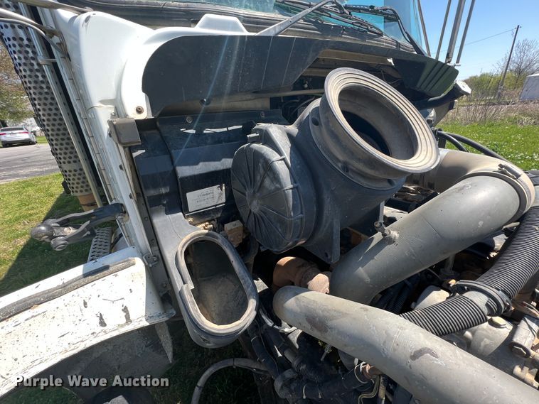 image for item KG9773 2007 Kenworth T300  dump truck