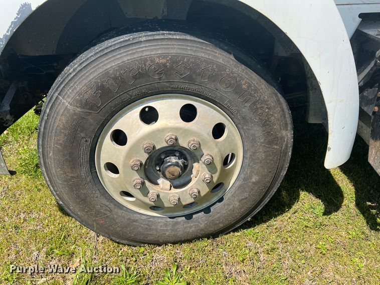 image for item KG9773 2007 Kenworth T300  dump truck