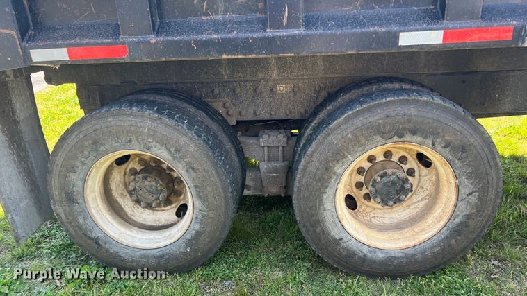 image for item KG9773 2007 Kenworth T300  dump truck