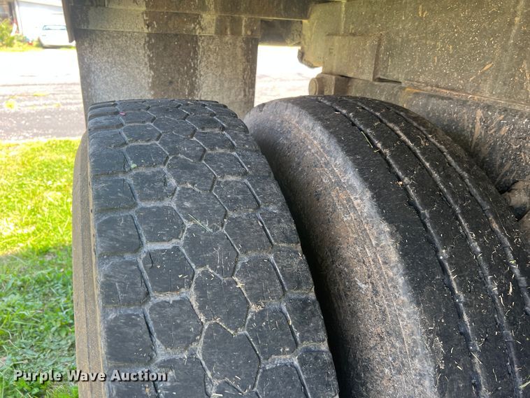 image for item KG9773 2007 Kenworth T300  dump truck