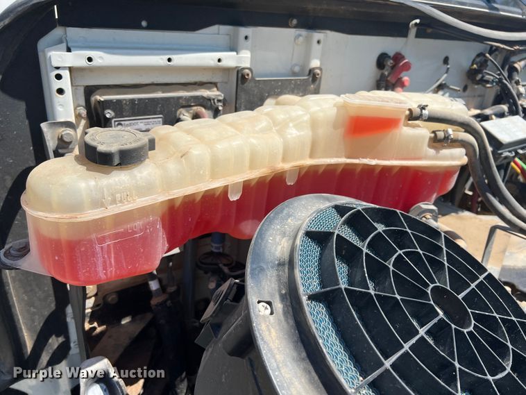 image for item KG9774 2014 Western Star 4700SF  dump truck