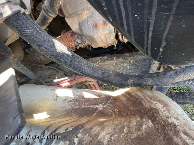 image for item KG9774 2014 Western Star 4700SF  dump truck