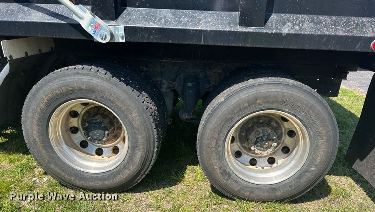 image for item KG9774 2014 Western Star 4700SF  dump truck