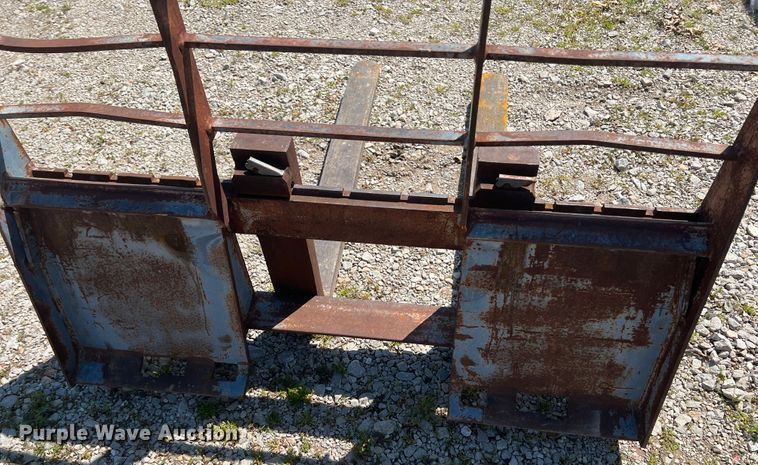 image for item KG9775 42" L skid steer forks